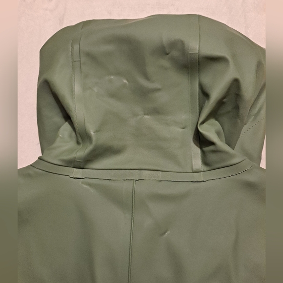Stutterheim Sage Green Women's Heavyduty Raincoat Waterproof Jacket - Picture 6 of 12